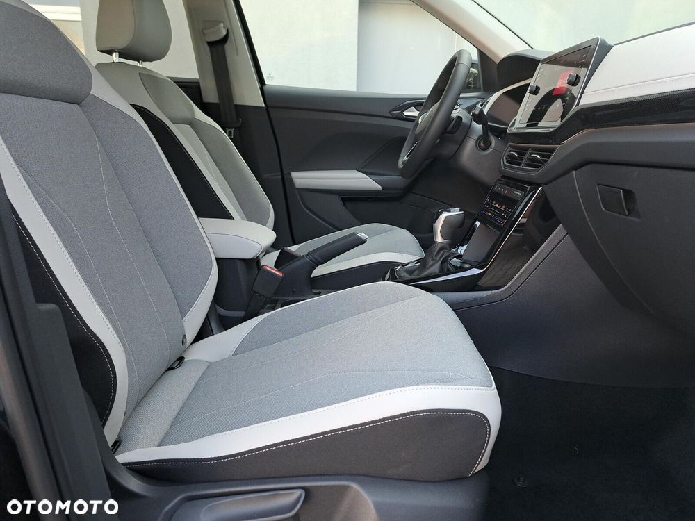 Volkswagen T-Cross - 22