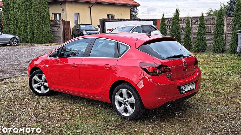 Opel Astra 1.4 Turbo Cosmo - 20
