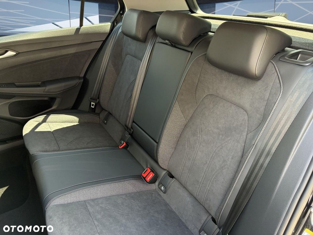 Volkswagen Golf - 7