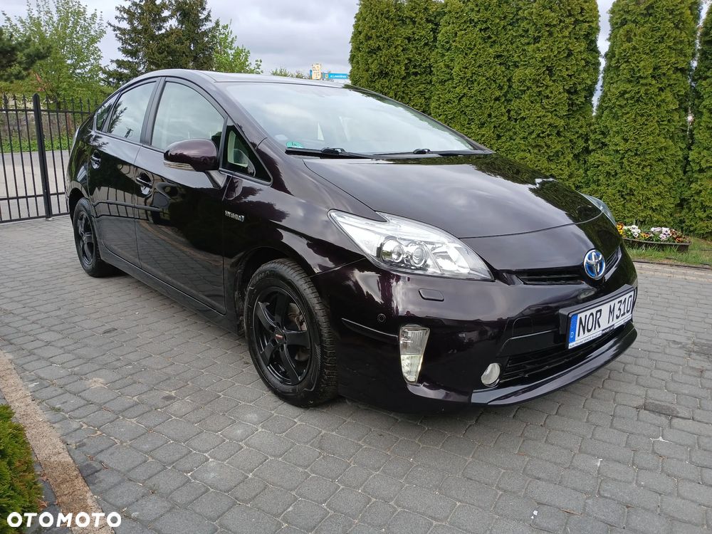 Toyota Prius - 4