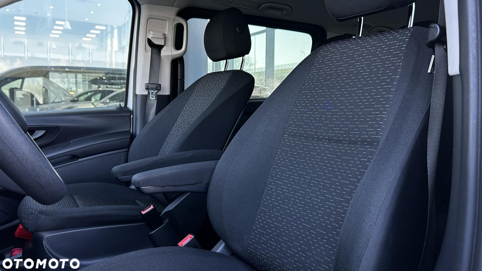Mercedes-Benz Vito - 12