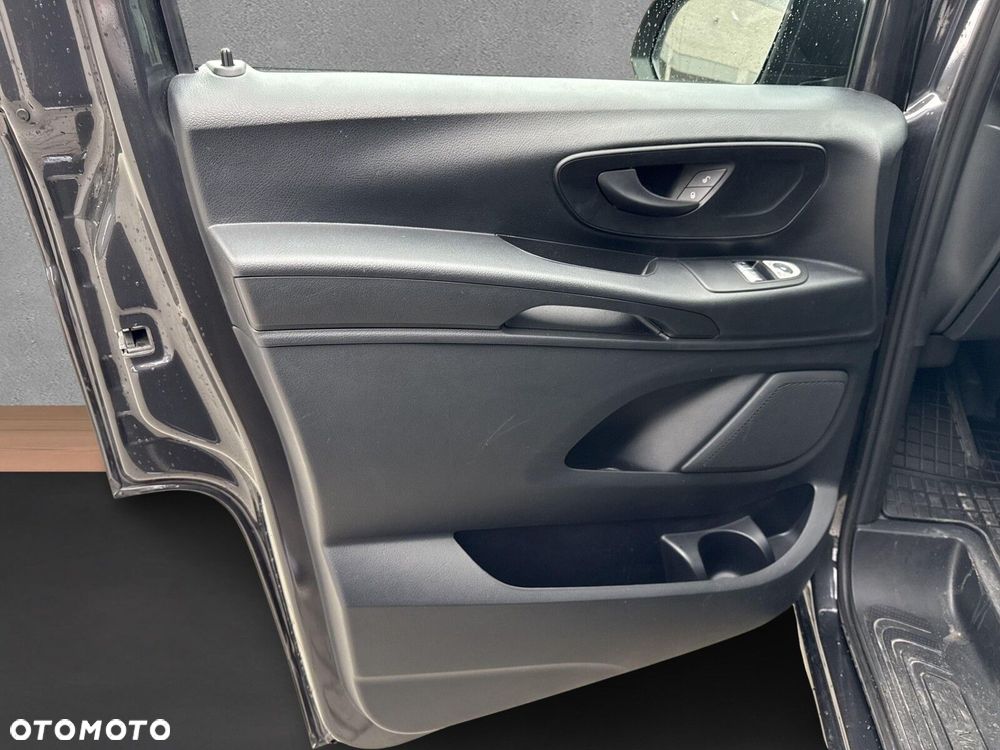 Mercedes-Benz Vito - 17