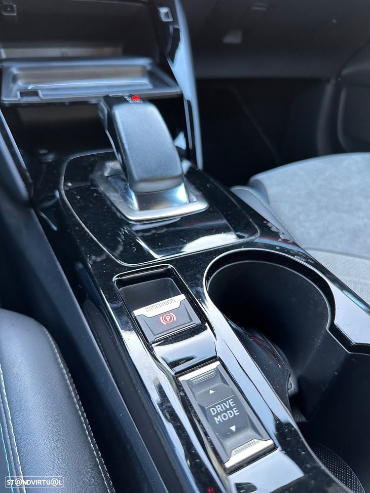 Peugeot e-208 GT+ - 30