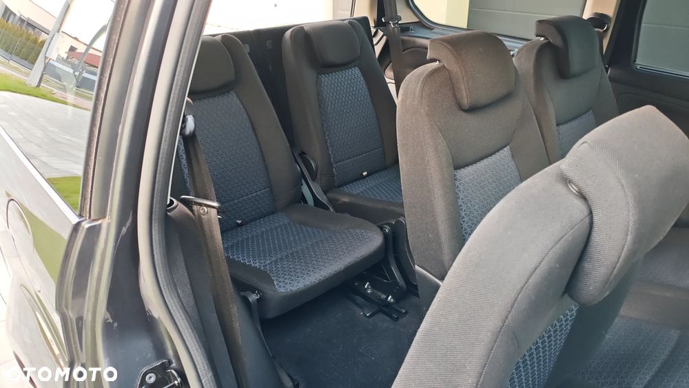 Ford Galaxy 2.0 TDCi Titanium - 16