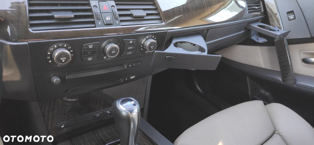 BMW Seria 5 - 11