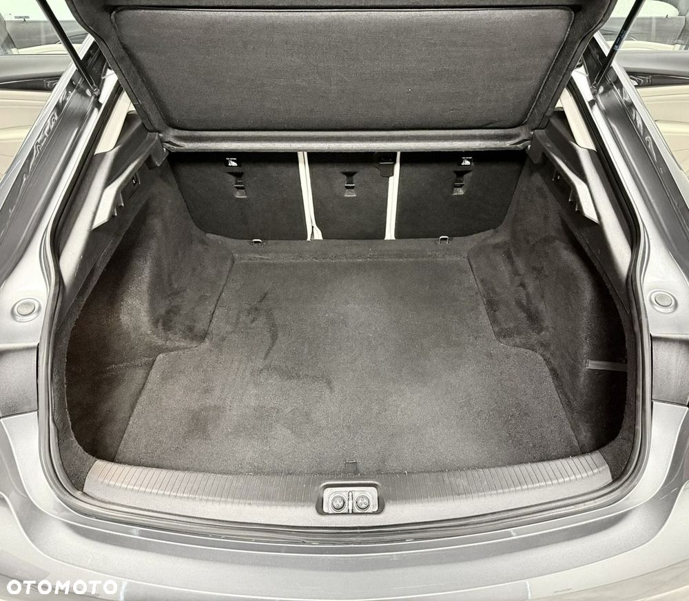 Opel Insignia - 34