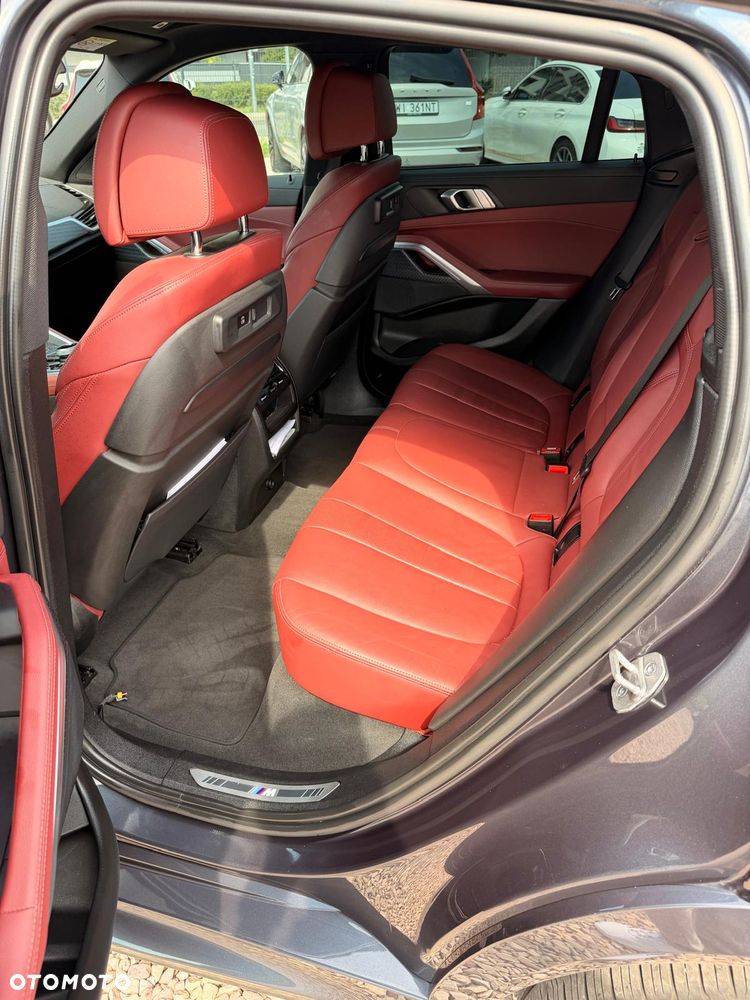 BMW X6 xDrive40i mHEV - 11