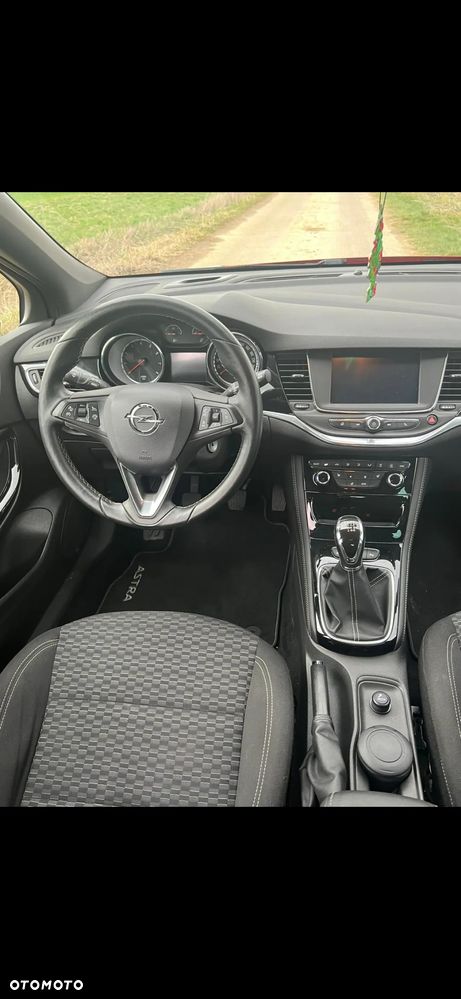 Opel Astra 1.4 Turbo Dynamic - 11