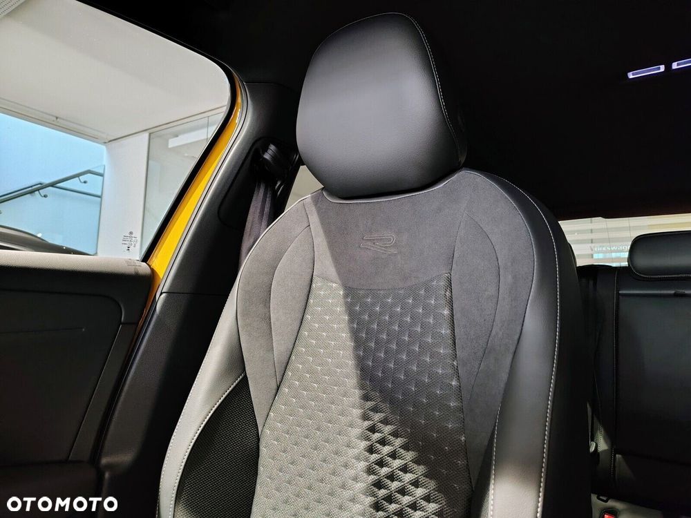 Volkswagen T-Roc 1.5 TSI R-Line DSG - 17