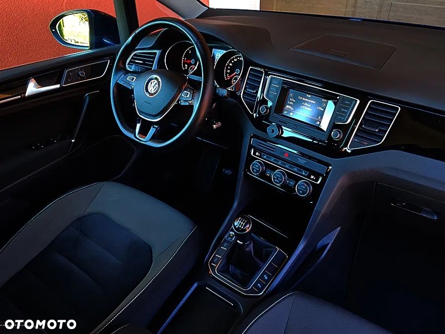 Volkswagen Golf Sportsvan 2.0 TDI (BlueMotion Technology) Highline - 26