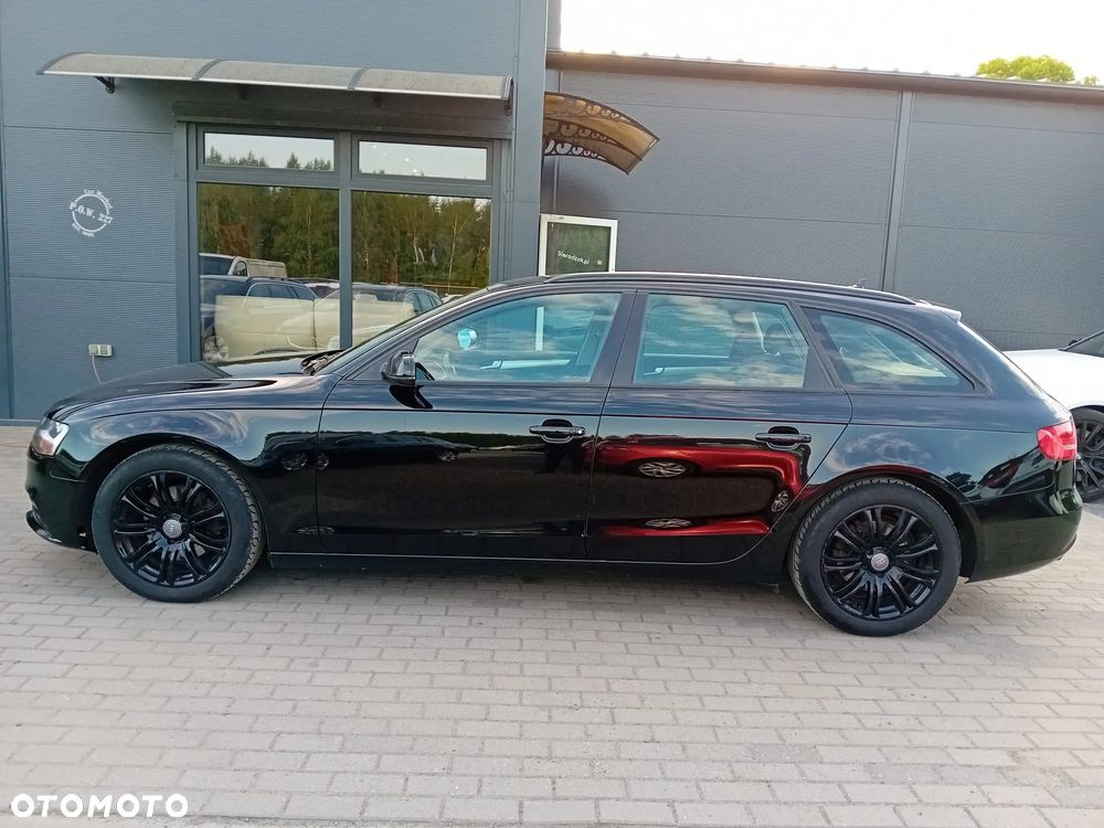 Audi A4 Avant 2.0 TDI DPF S line Sportpaket - 4