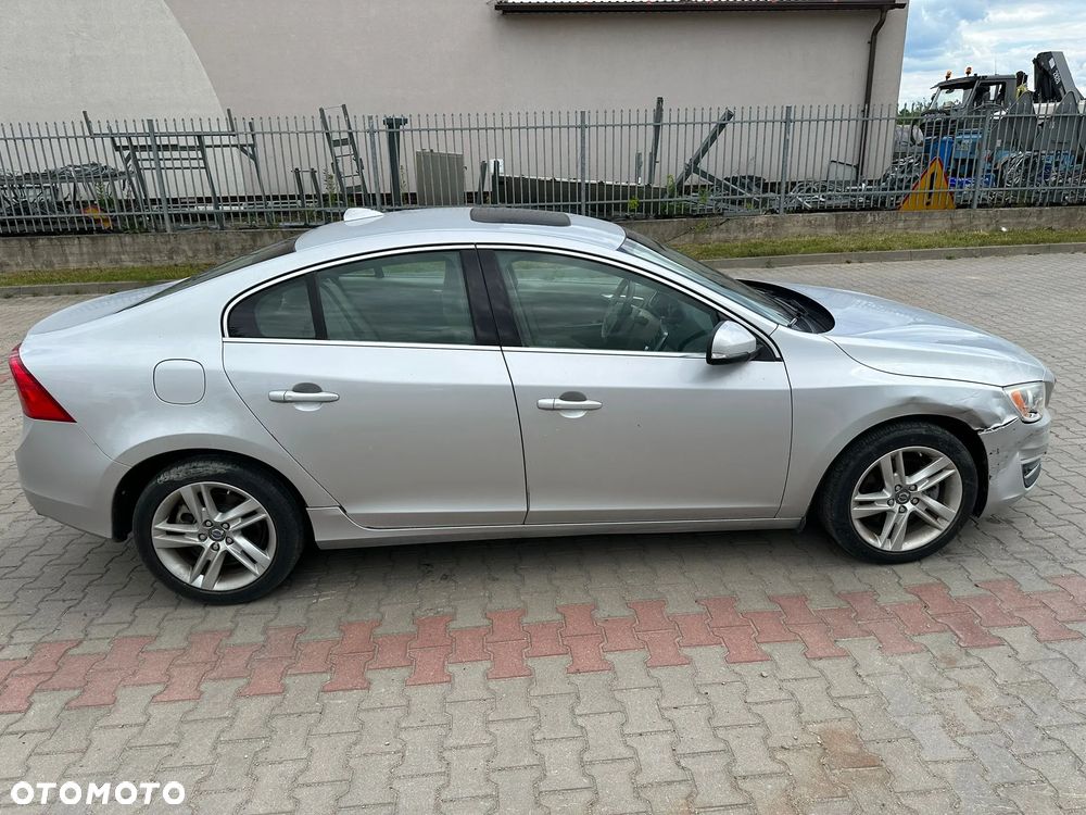Volvo S60 - 19