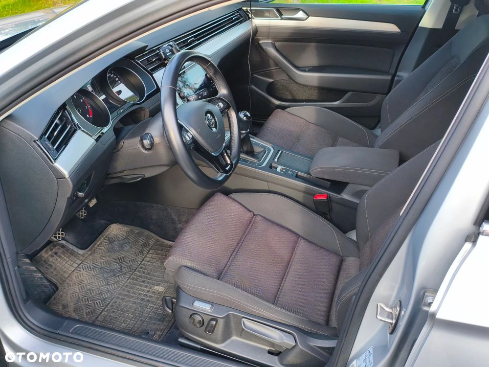 Volkswagen Passat 1.4 TSI BMT ACT Comfortline - 15