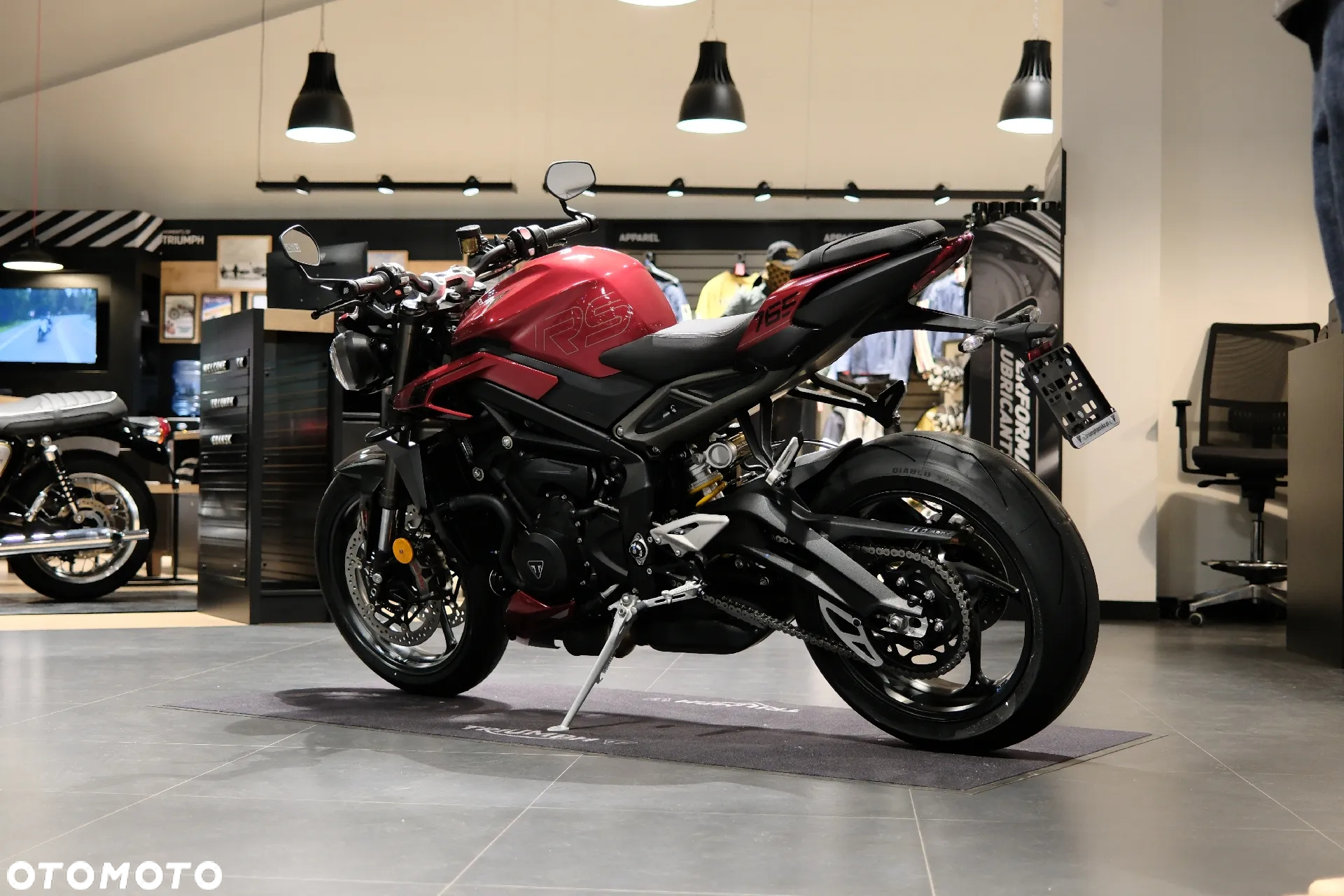 Triumph Street Triple - 6