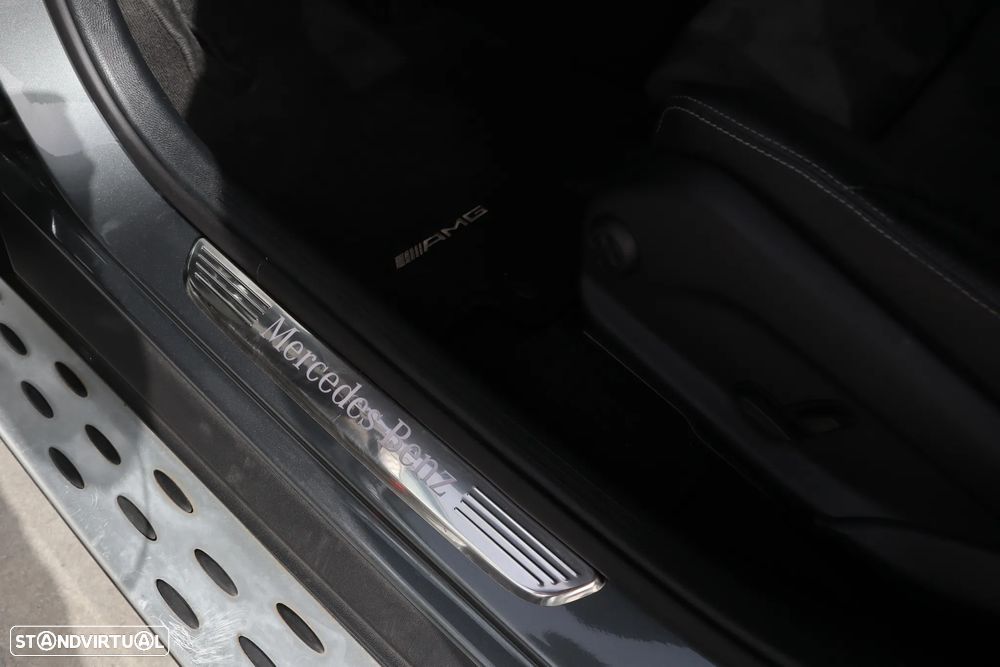 Mercedes-Benz GLC 250 d 4Matic 9G-TRONIC AMG Line - 17