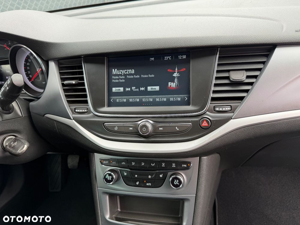 Opel Astra 1.4 Turbo Start/Stop Business - 11