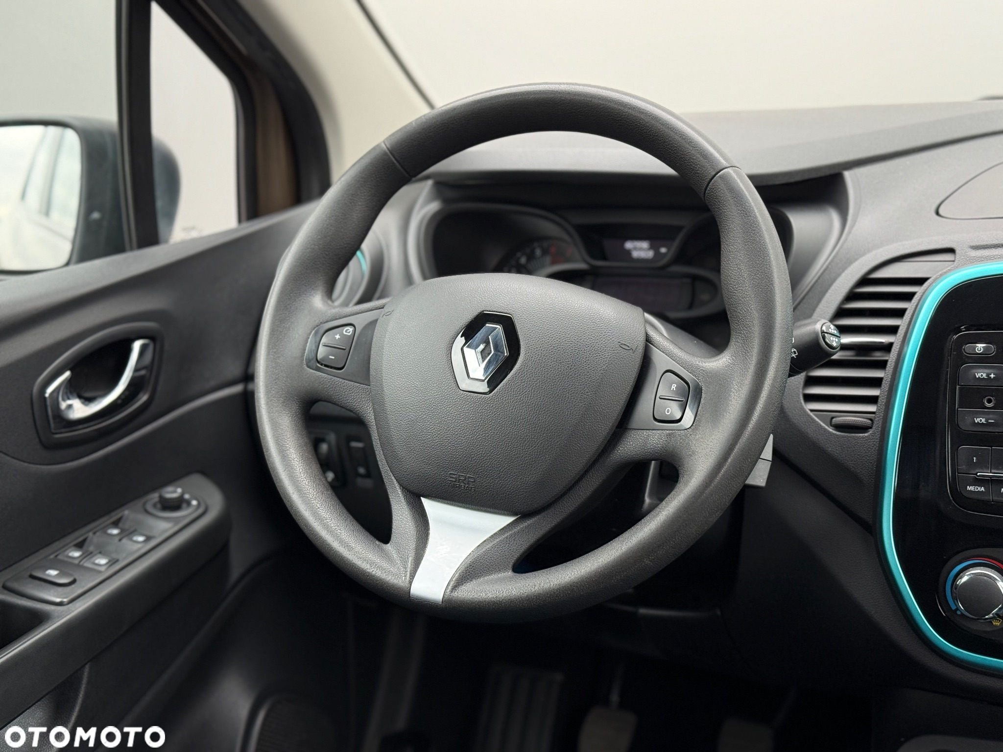 Renault Captur - 14