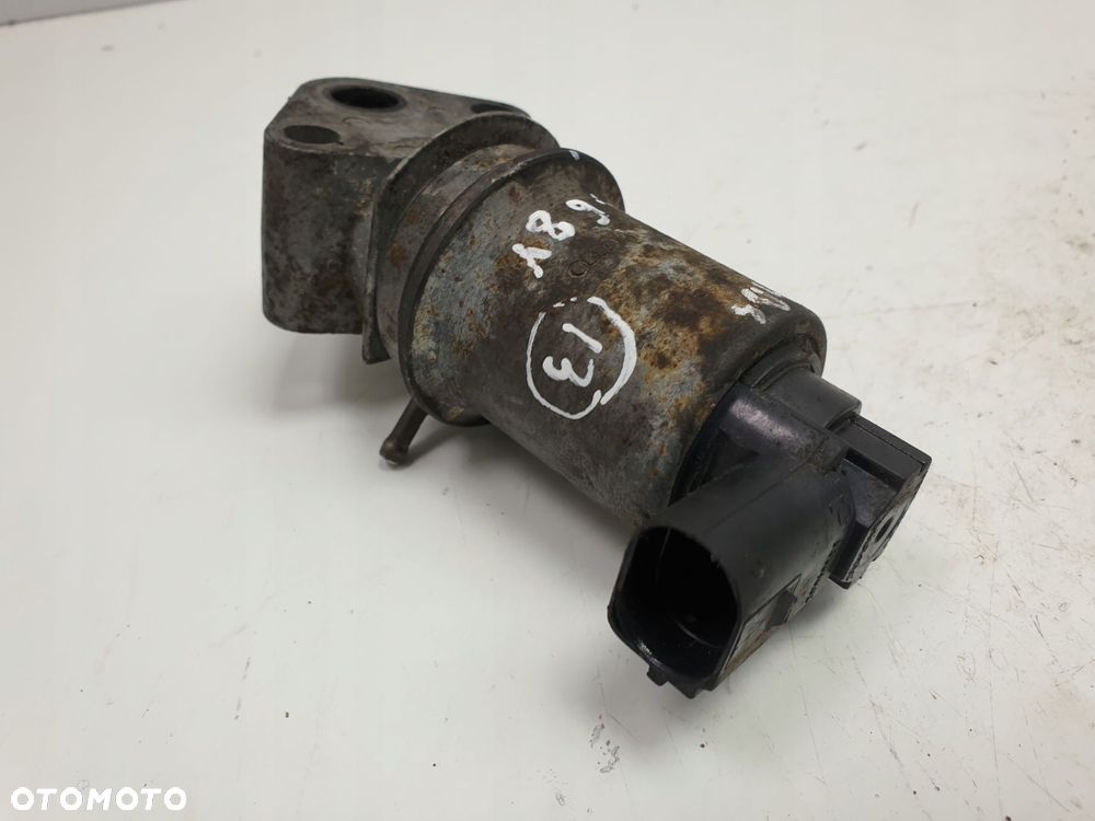 Audi A4 B6 1.6 8V ZAWÓR EGR 06B131501 - 5