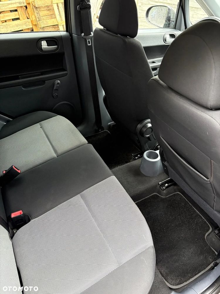 Mitsubishi Colt 1.3 Intense - 4