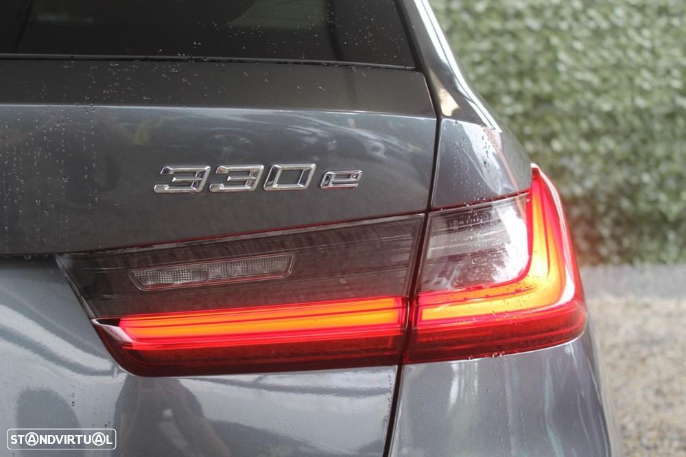 BMW 330 e Corporate Edition Auto - 61