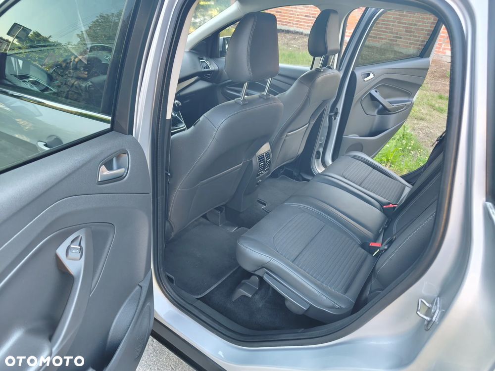 Ford Kuga 2.0 TDCi 4x4 Titanium - 8