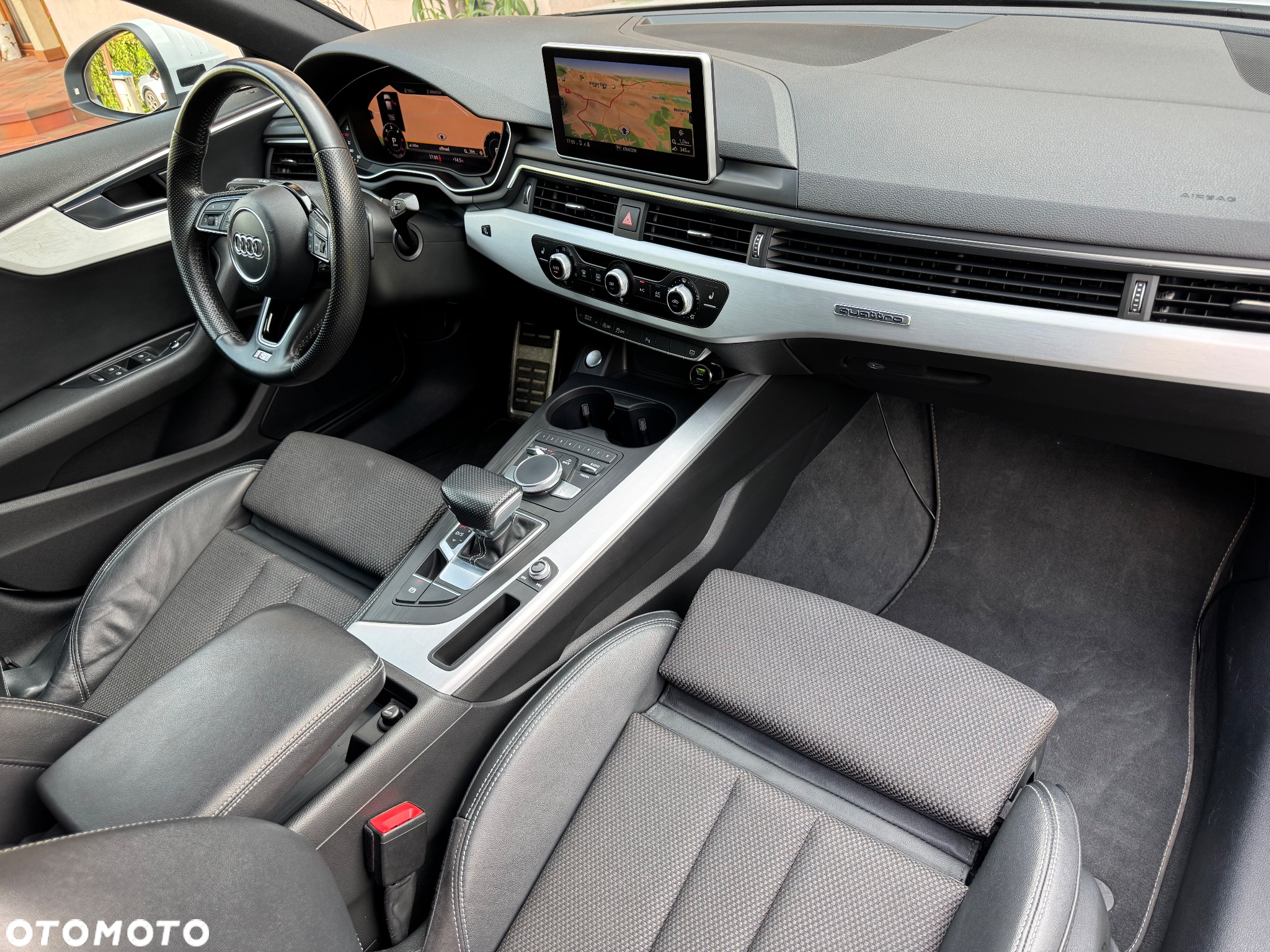 Audi A4 2.0 TDI Quattro Design S tronic - 16