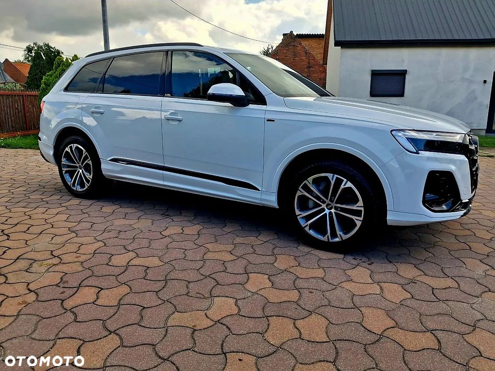Audi Q7 55 TFSI mHEV Quattro S Line Tiptr - 4