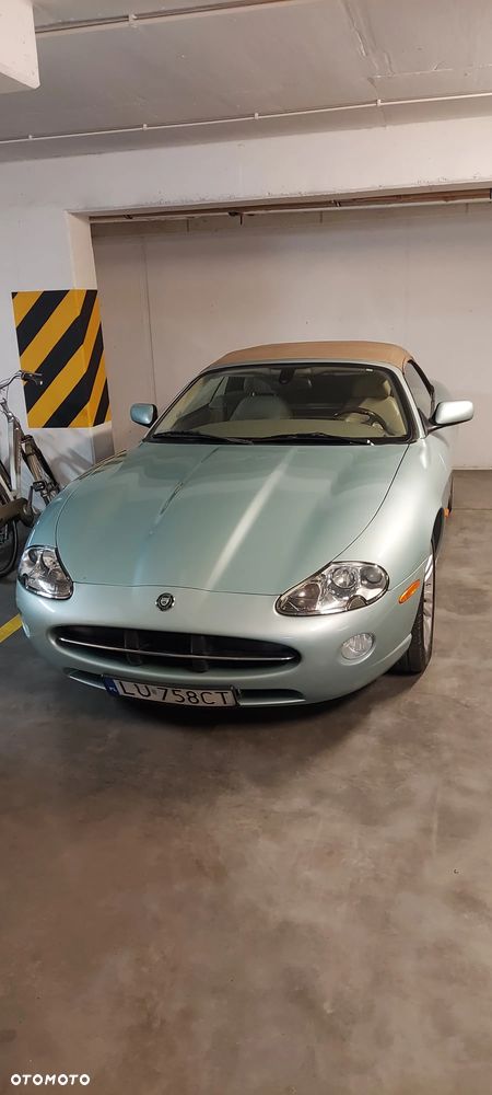 Jaguar XK8 4.2 - 1