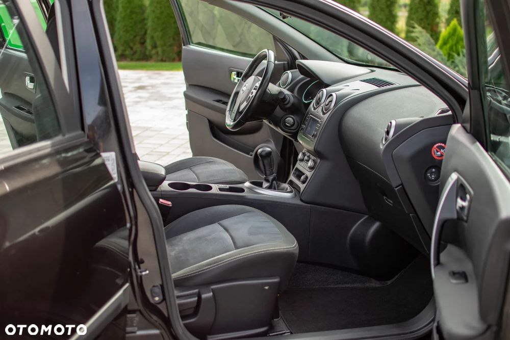 Nissan Qashqai - 30