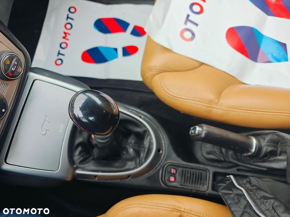 Alfa Romeo 147 1.9 JTD 16V Black Line - 22