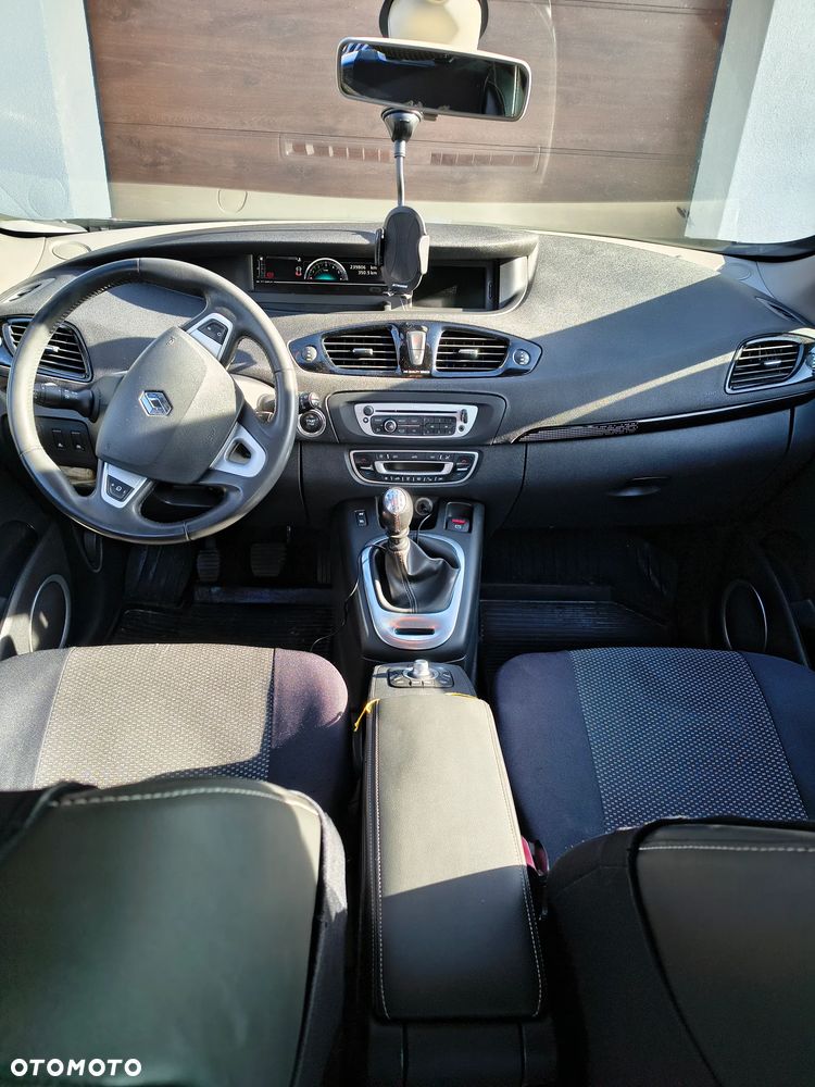 Renault Scenic Energy dCi 130 Start & Stop Bose Edition - 4