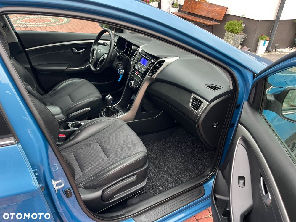 Hyundai i30 - 16