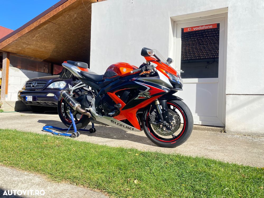 Suzuki GSX-R 600 - 11