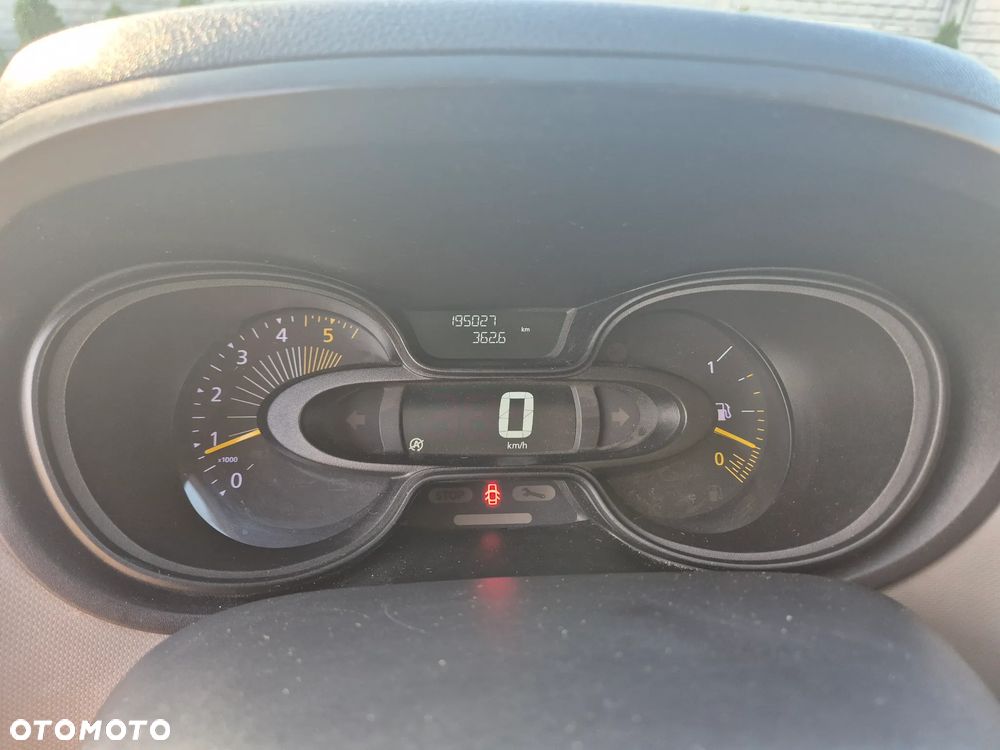 Renault Trafic - 12