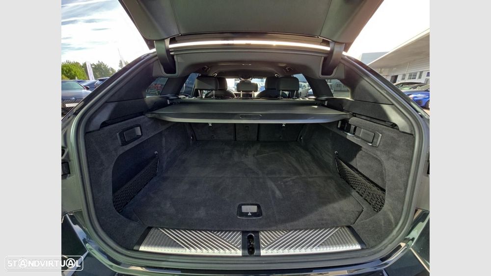 BMW 520 d Pack Desportivo M - 15