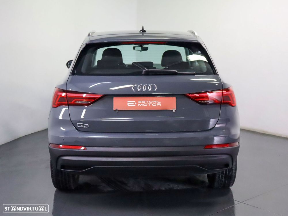 Audi Q3 45 TFSIe S tronic - 5