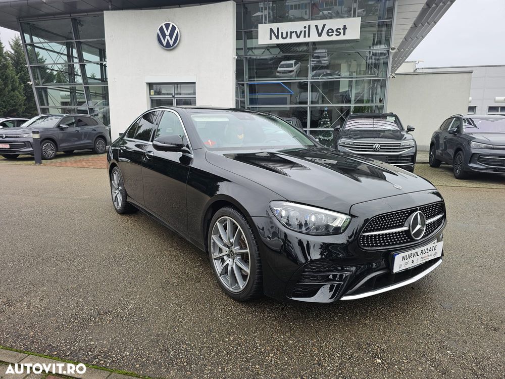 Mercedes-Benz E 220 d 4Matic T 9G-TRONIC AMG Line - 1