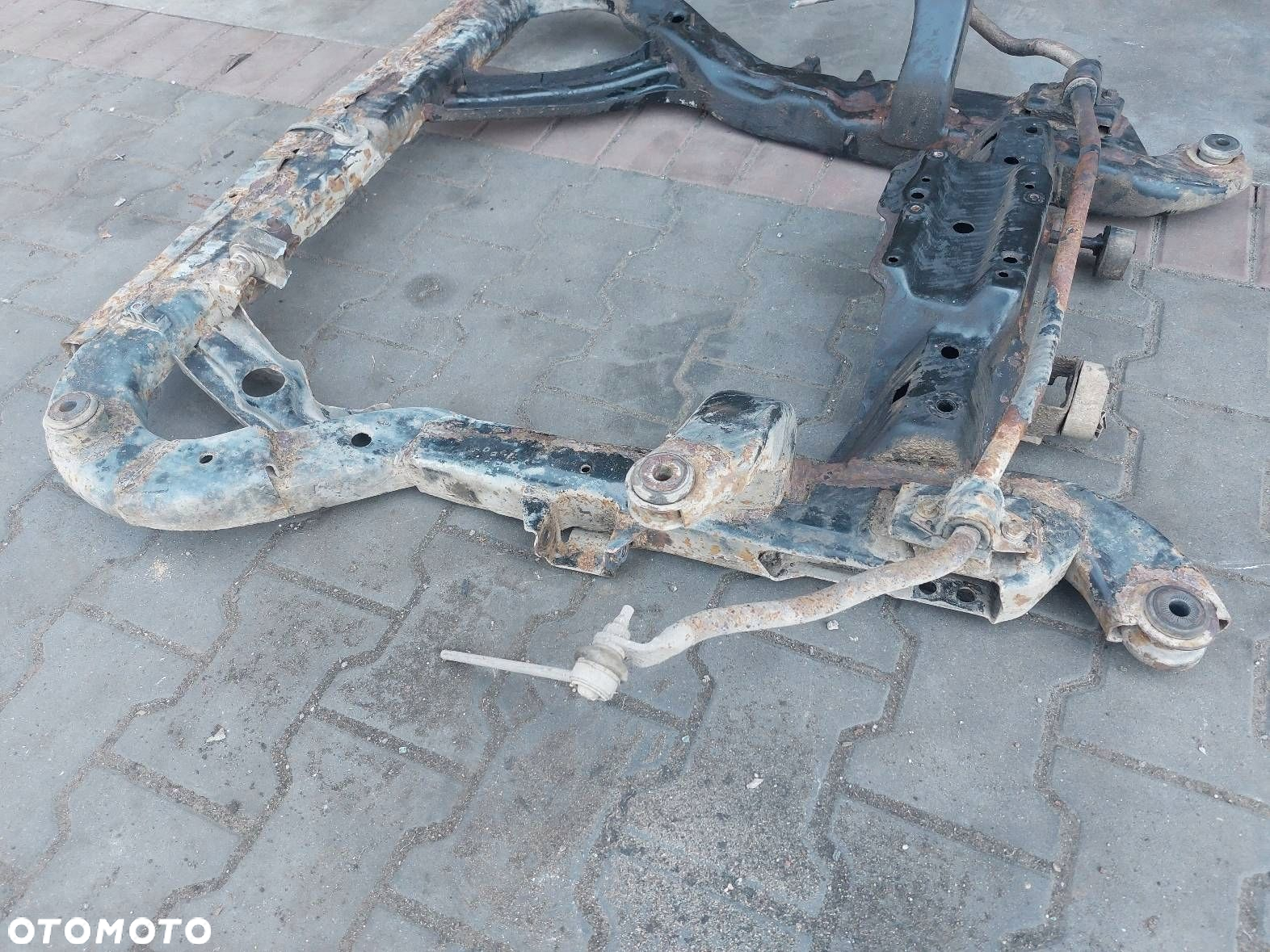 SANKI WÓZEK KOŁYSKA SILNIKA SAAB 9-5 I 2.0 16V - 4
