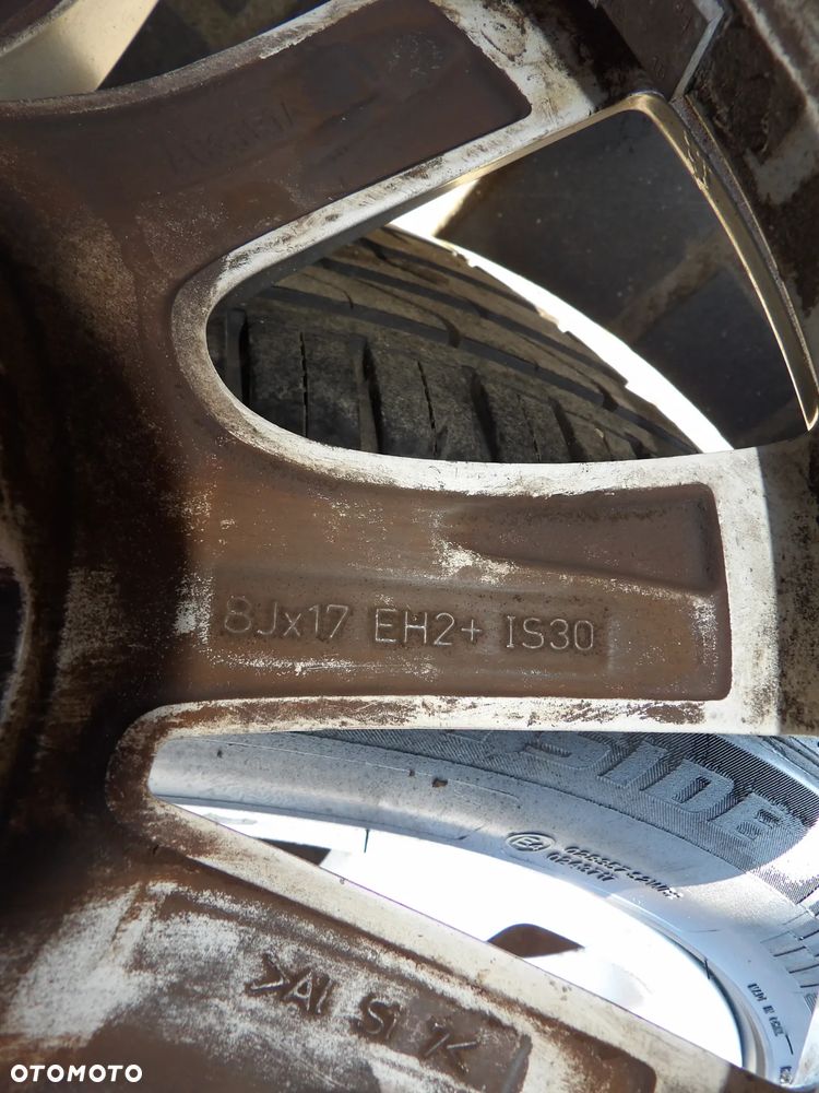 BMW - F10 - 8Jx17 EH2 IS30 - KOMPLET CZTERECH FELG - JEDEN ROZMIAR - ŁADNE OPONY - 6780720 - 6