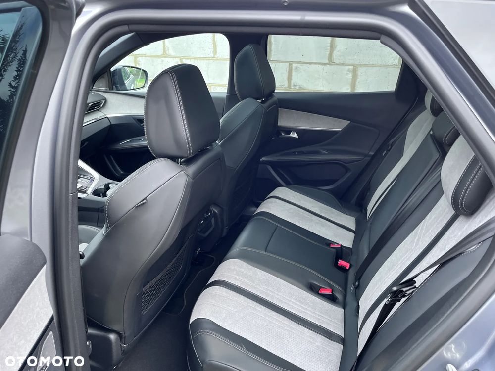 Peugeot 3008 1.6 PureTech Hybrid4 PHEV GT Pack S&S EAT8 - 24