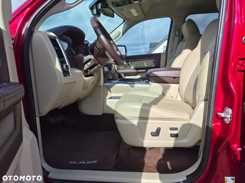 RAM 1500 Crew Cab Laramie - 29