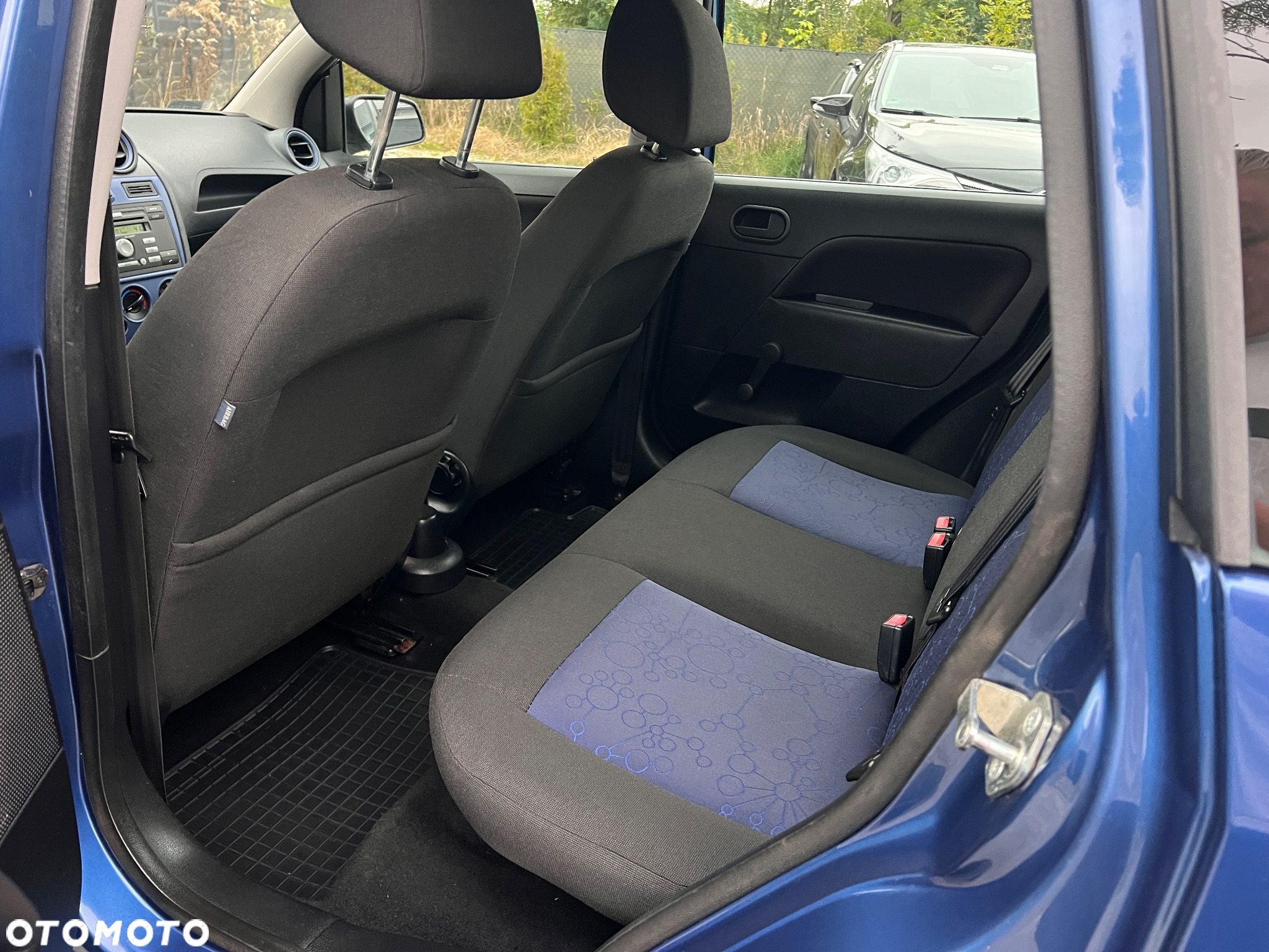 Ford Fiesta 1.3 Silver X - 24