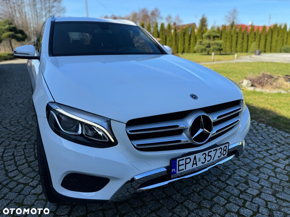 Mercedes-Benz GLC 300 4Matic 9G-TRONIC - 2
