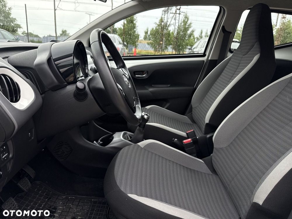 Toyota Aygo - 11