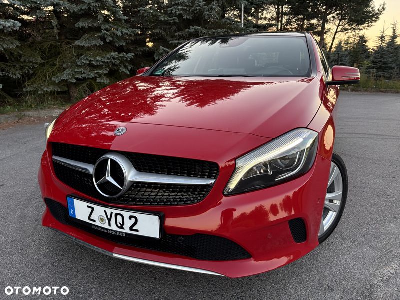 Mercedes-Benz Klasa A 180 (BlueEFFICIENCY) Urban - 2