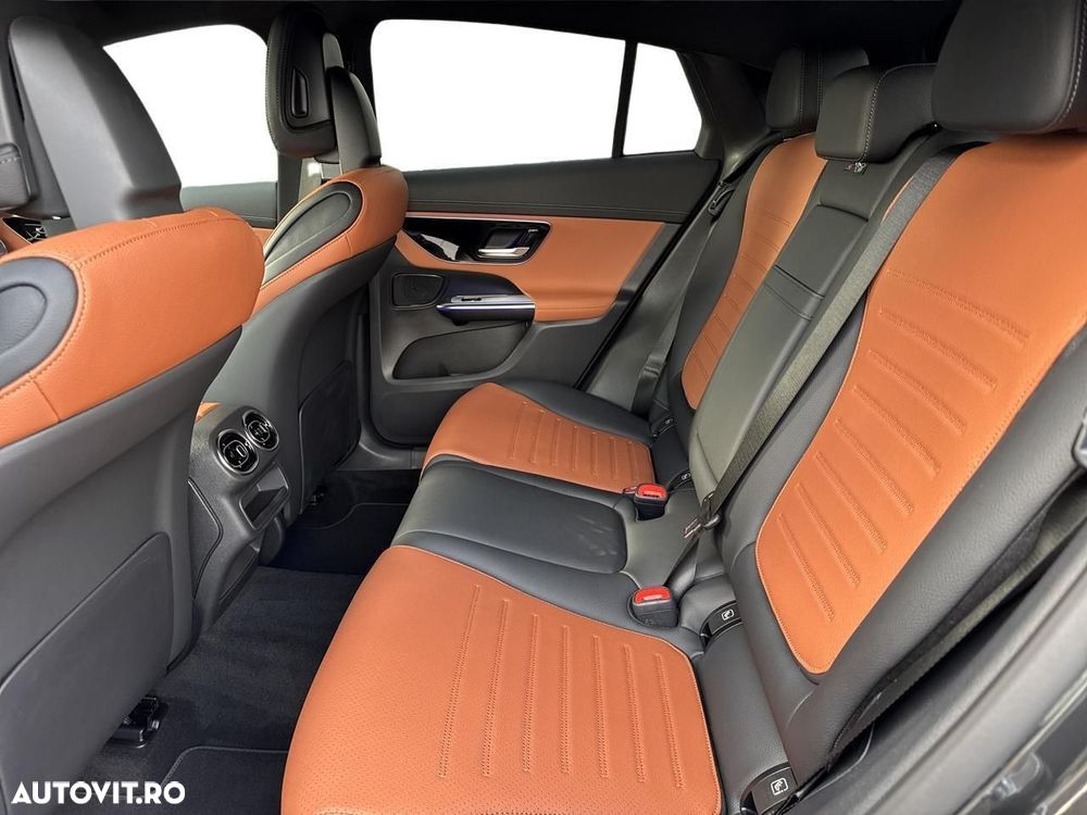 Mercedes-Benz GLC Coupe 300 e 4MATIC - 10