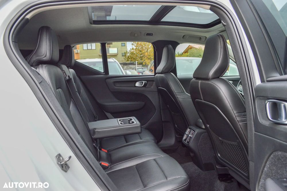 Volvo XC 40 D4 AWD Inscription - 30