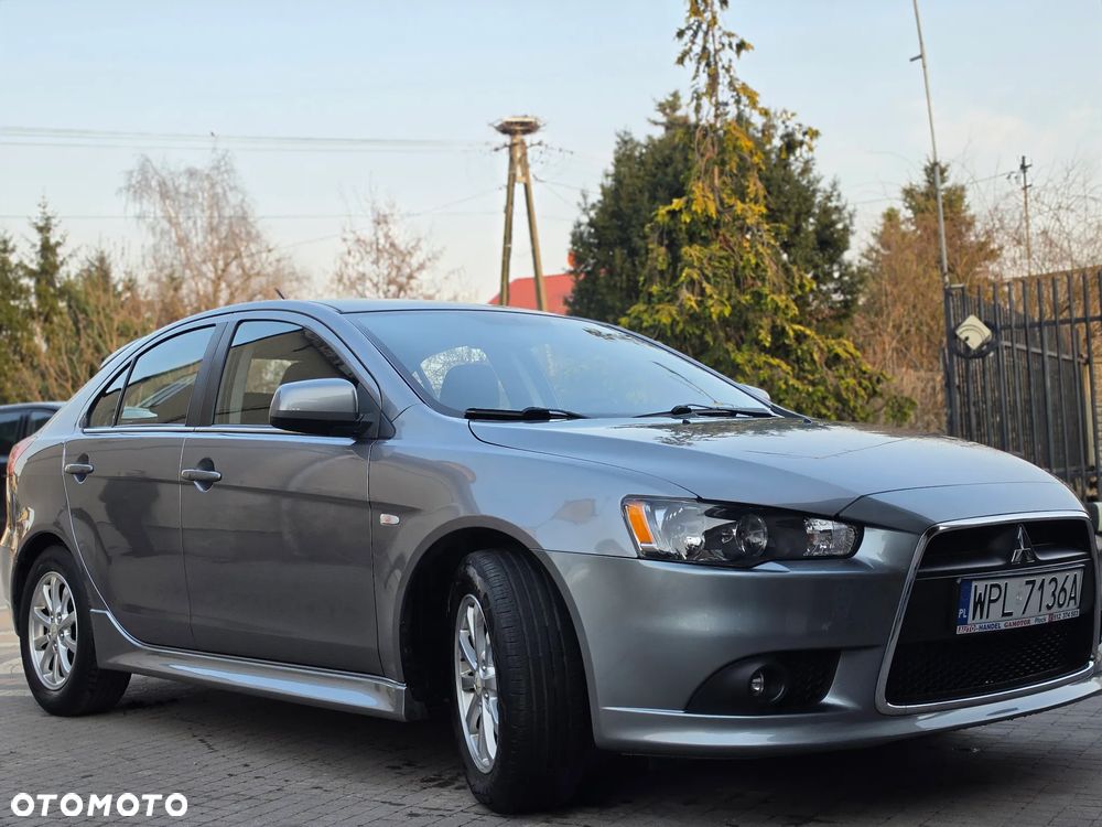 Mitsubishi Lancer - 11