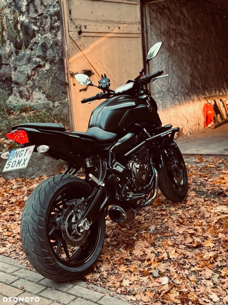 Yamaha MT - 17
