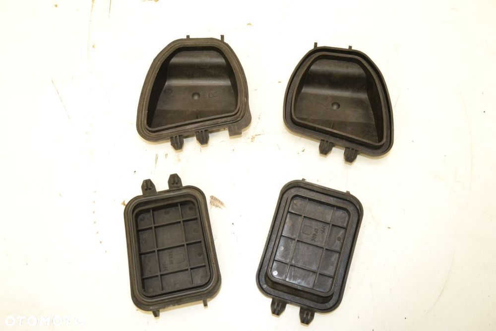 Dekielek zaślepka lampy Lexus IS 220 250 300 350 - 3